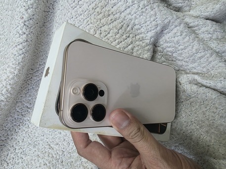Khobar, Mobile Phones, SAR 3900,  IPhone 16 Pro Max 512 95 Battery Life Only Serious Buyer Contact Me WhatsApp Or Call
