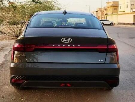 Riyadh, Vehicles, Cars & Trucks , SAR 52000,  HYUNDAI ACCENT,  2024,  Automatic,  68000 KM,  MID OPTION 1.5 CVT 4