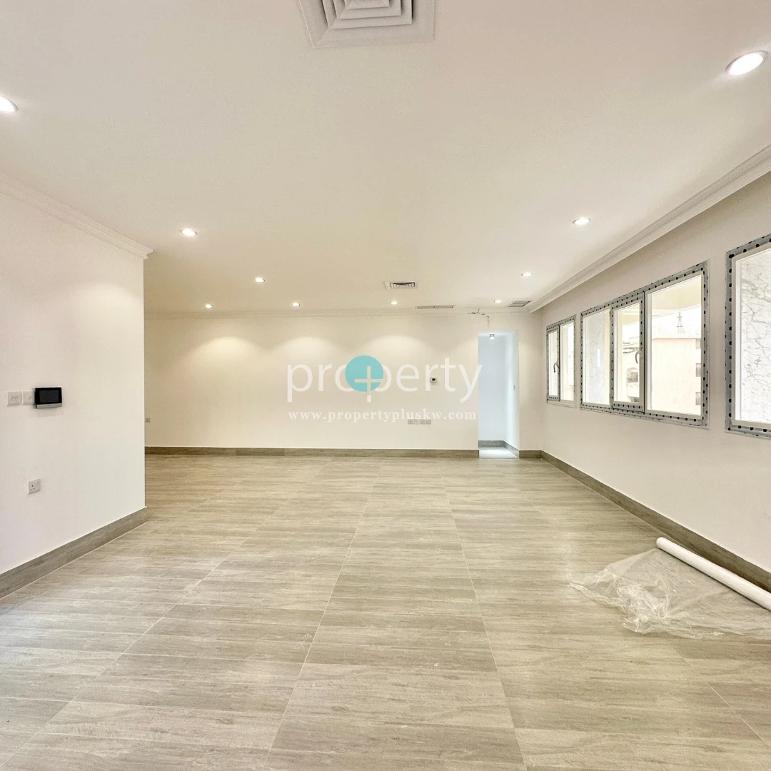 Kuwait City, Apartments, Flats, Houses & Villas, KWD 700/month,  3 BR,  3 -Master Bedroom Floor For Rent In Jabriya, Kuwait City