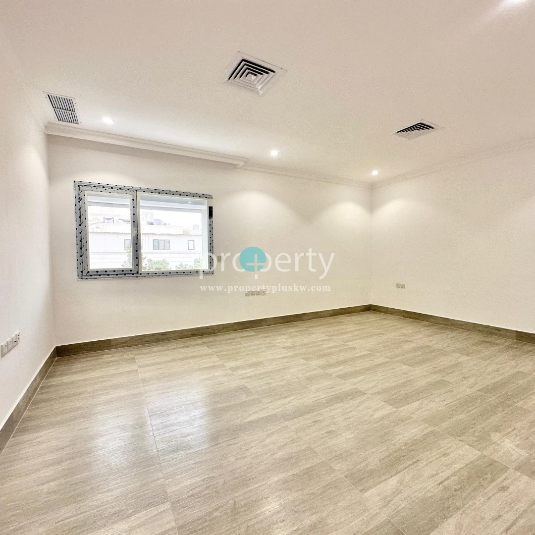 Kuwait City, Apartments, Flats, Houses & Villas, KWD 700/month,  3 BR,  3 -Master Bedroom Floor For Rent In Jabriya, Kuwait City