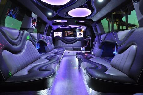 New York, Pick Up & Drop Off, Car And Limo Service San Antonio - Experience Luxury Travel