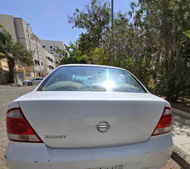 Jeddah, Vehicles, Cars & Trucks , SAR 10000,  Nissan Sunny,  2010,  Manual,  350000 KM,