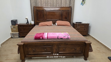 Yanbu, Furniture, SAR 2500,  Premium Solid Shesham Wood Queen Bedroom Set (Imported & Rarely Used)