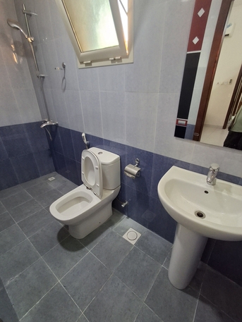 Manama, Apartments, Flats, Houses & Villas, BHD 250/month,  2 BR,  2bhk Furnished 250bd With Ewa