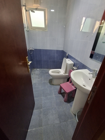 Manama, Apartments, Flats, Houses & Villas, BHD 250/month,  2 BR,  2bhk Furnished 250bd With Ewa