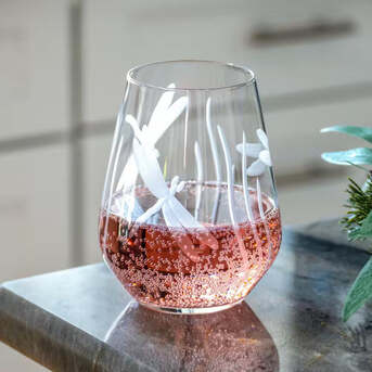 New York, Household Items, USD 99,  Shop Wine Decanter Summer Season Best Wine Decanter For Modern Kitchen Use