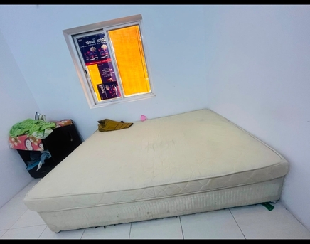 Riffa, Air Conditioners, BHD 65,  Window Ac With Bed Mattress  For Sale 1.5 Ton