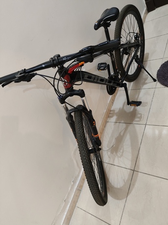 Jeddah, Bicycles, SAR 500,  Old & Used (year 2022) Bicycle (Mountain Bike 26T Multigeared) DIOU M40