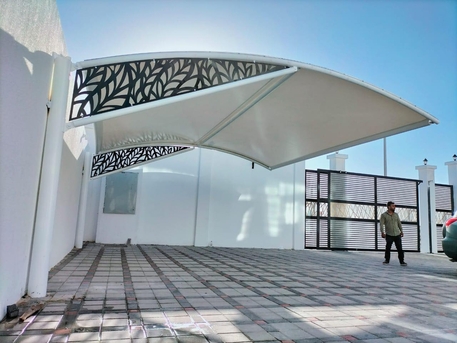 Dubai Marina, Business, Car Parking Shades