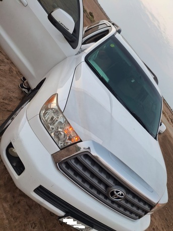 Jeddah, Vehicles, Cars & Trucks , SAR 47500,  Toyota Sequoia 2011 Excellent Home Driven,  2011,  Automatic,  300000 KM,   Toyota Sequoia, SUV Spacious Comfort