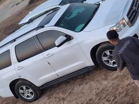 Jeddah, Vehicles, Cars & Trucks , SAR 47500,  Toyota Sequoia 2011 Excellent Home Driven,  2011,  Automatic,  300000 KM,   Toyota Sequoia, SUV Spacious Comfort