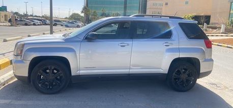 Riyadh, Vehicles, Cars & Trucks , SAR 32000,  Gmc Terrain,  2017,  Automatic,  179000 KM,