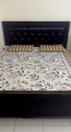 Riyadh, Furniture, SAR 500,  Bed, Dressing Table-urgent