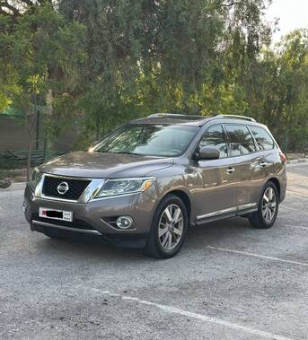 Riffa, Vehicles, Cars & Trucks , BHD 2650,  NISSAN PATHFINDER 3.5 FULL OPTION PANORAMA,  2014,  Automatic,  130000 KM,  Neat And Clean Car