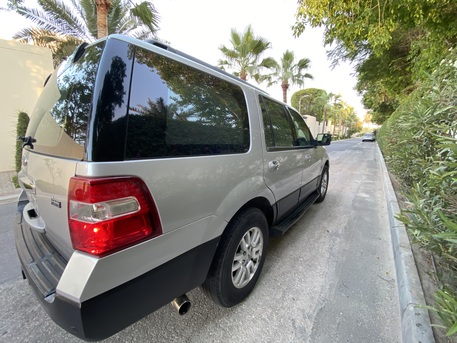 Manama, Vehicles, Cars & Trucks , BHD 3300,  Ford Expedition,  2013,  Automatic,  252000 KM,    Model