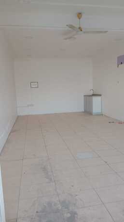 Manama, Shops, BHD 140,  Shop In Good Location. Parking