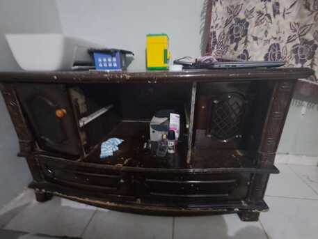 Jeddah, Furniture, URGENT FREE FURNITURE GIVE AWAY NEED TO MOVE TODAY OR TOMORROW
