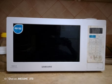 Riyadh, Furniture, SAR 1350,  Fridge, Table And Chair, Bed And Closet, Microwave For Sale