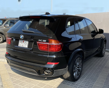 Juffair, Vehicles, Cars & Trucks , BHD 4,  Bmw X5,  2013,  Automatic,  176 KM,   X-Drive 3.5i 170km 4,000 Urgent Sale
