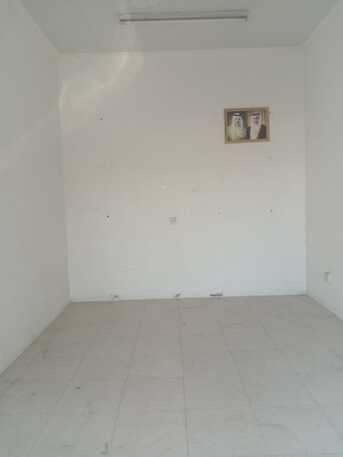 Manama, Warehouses, BHD 120,  One Shutter . Can Be Used As Store/Warehouse