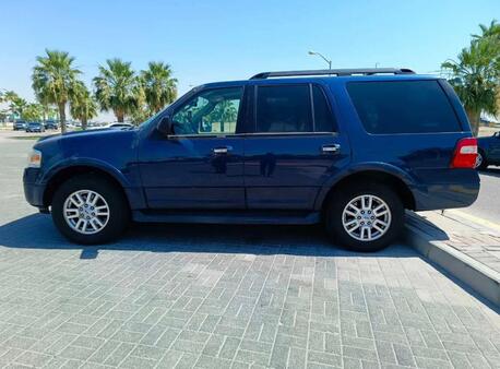 Dhahran, Vehicles, Cars & Trucks , SAR 55000,  Ford Expedition XLT,  2014,  Automatic,  178000 KM,  Mint Condition SUV  For Sale - First Owner, Driven By One Person Since Purchase