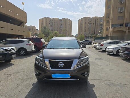 Olaya, Vehicles, Cars & Trucks , SAR 34000,  Nissan Pathfinder,  2016,  Automatic,  201900 KM,  Full Option, Neat And Clean