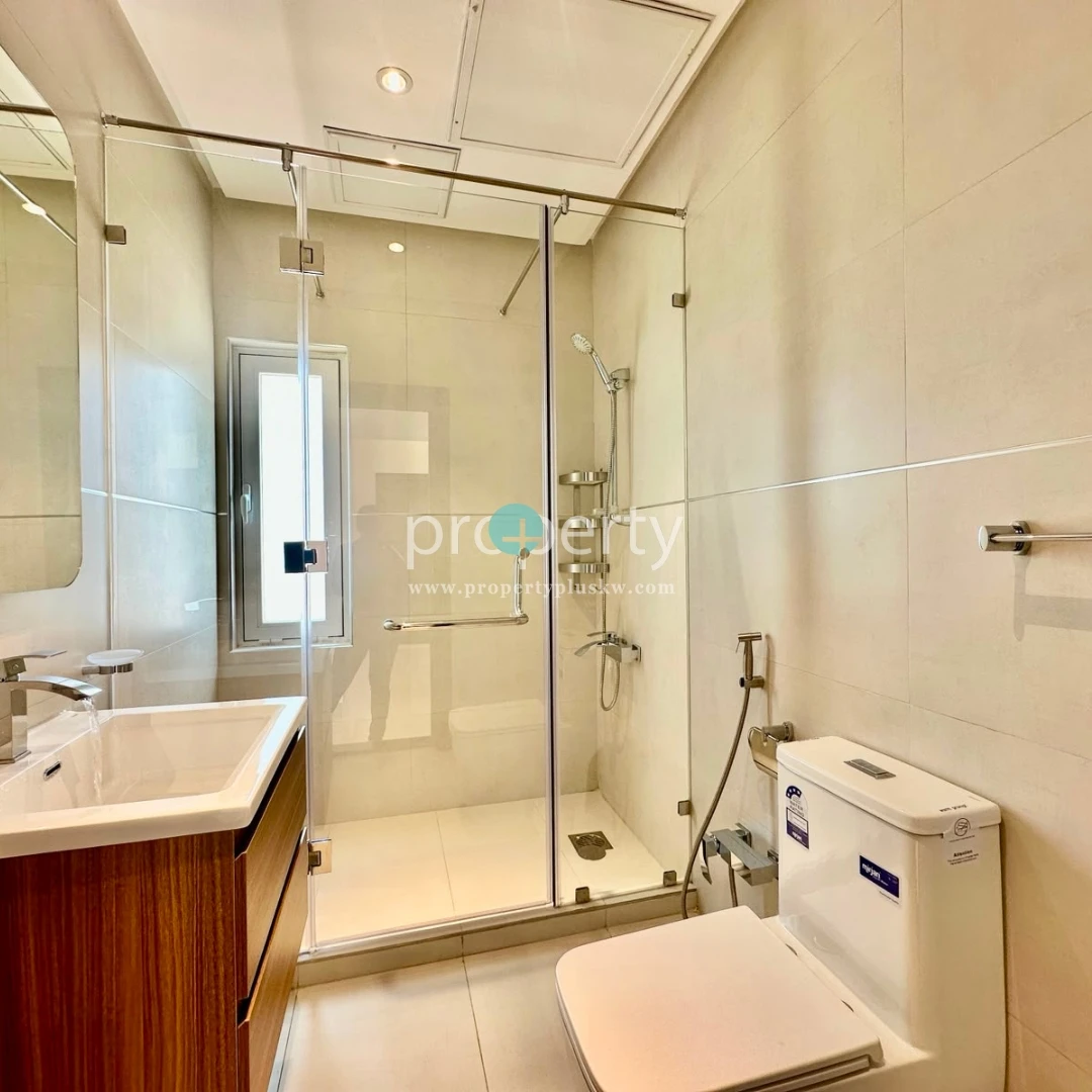 Kuwait City, Apartments, Flats, Houses & Villas, KWD 750/month,  3 BR,  3 Bedroom Apartment With Balcony In Siddeeq, Kuwait City