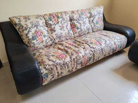 Riyadh, Furniture, SAR 350,  Sofa Set For Sale  طقم أرائك للبيع