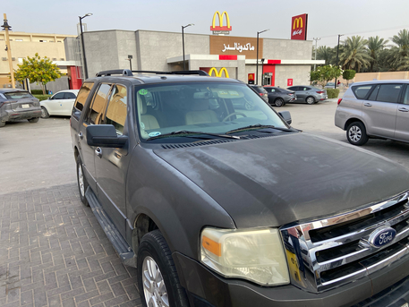 Ad Diriyah, Vehicles, Cars & Trucks , SAR 26000,  Ford Expedition,  2013,  Automatic,  220000 KM,   Short -