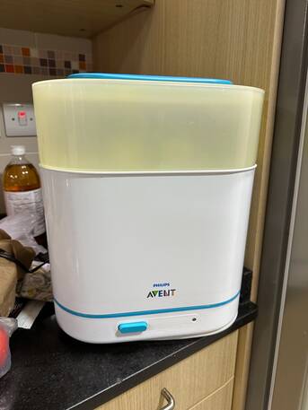 Saar, Baby & Kid Stuff, BHD 5,  Philips Avent Sanitizer In Good Condition Baby Bottle&Passifier