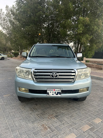 Riffa, Vehicles, Cars & Trucks , BHD 9000,  Toyota Land Cruiser,  2011,  Automatic,  22000 KM,  Land Cruiser GXR V8