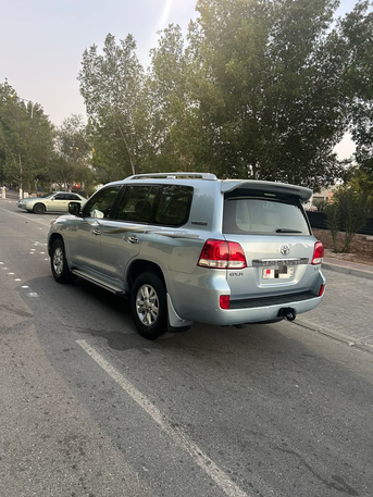 Riffa, Vehicles, Cars & Trucks , BHD 9000,  Toyota Land Cruiser,  2011,  Automatic,  22000 KM,  Land Cruiser GXR V8