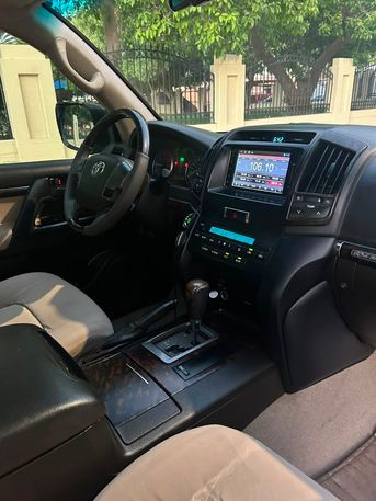 Riffa, Vehicles, Cars & Trucks , BHD 9000,  Toyota Land Cruiser,  2011,  Automatic,  22000 KM,  Land Cruiser GXR V8