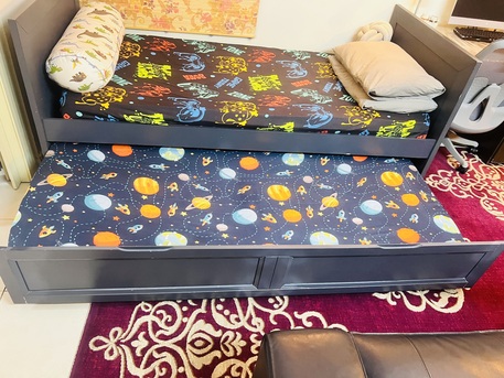 Riyadh, Furniture, SAR 2000,  7 Seater Sofa And Bedroom Set