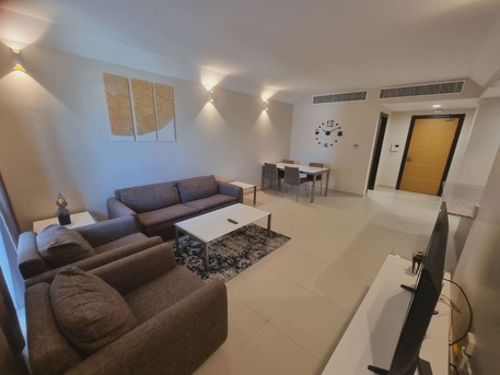 Amwaj Islands, Apartments, Flats, Houses & Villas, BHD 400/month,  Furnished,  2 BR,  120 Sq. Meter,  Elegant 2 BR FF Apt With Balcony & Wifi & Housekeeping