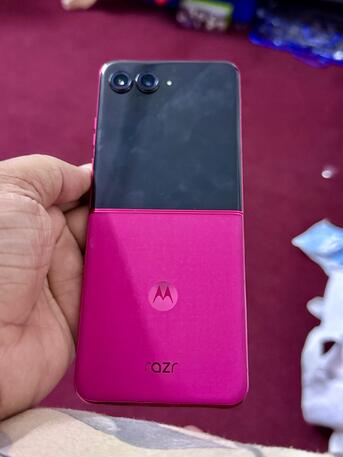 Jeddah, Mobile Phones, SAR 1500,  NEW MOTOROLA RAZR 50 ULTRA