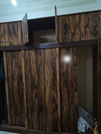 Jeddah, Household Items, FREE Wooden Cupboard & Dressing Table &ndash; Available For Immediate Pickup