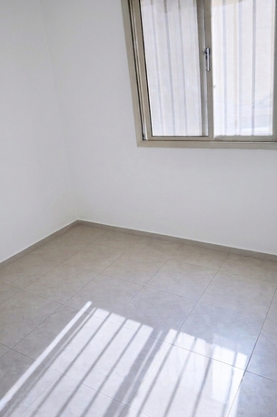 Salmaniya, Apartments, Flats, Houses & Villas, BHD 140/month,  2 BR,  For Rent Flat Below Market Price In Salmaniya Area Exclusive Without Electricity