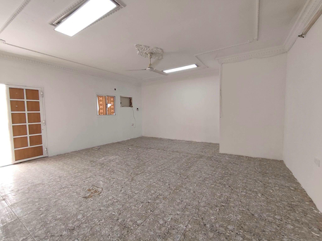 Manama, Apartments, Flats, Houses & Villas, BHD 250/month,  2 BR,  Gufool:- Rooftop 2Bhk Unfurnished Flat On Rent.  Bd 250/- With Unlimited ⚡️ Ewa.