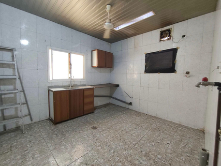 Manama, Apartments, Flats, Houses & Villas, BHD 250/month,  2 BR,  Gufool:- Rooftop 2Bhk Unfurnished Flat On Rent.  Bd 250/- With Unlimited ⚡️ Ewa.
