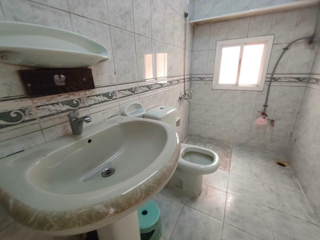 Manama, Apartments, Flats, Houses & Villas, BHD 250/month,  2 BR,  Gufool:- Rooftop 2Bhk Unfurnished Flat On Rent.  Bd 250/- With Unlimited ⚡️ Ewa.