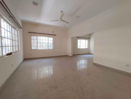 Manama, Apartments, Flats, Houses & Villas, BHD 550/month,  3 BR,  Sagaya:- 3Bhk Standlone Unfurnished Villa On Rent.   Bd 550/- Without Ewa.