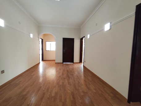 Gudaibiya, Apartments, Flats, Houses & Villas, BHD 1500/month,  6 BR,  Gudaibiya:- 8Bhk Duplex Commercial Standalone Villa On Rent With Acs. Bd 1,500/- Exclusive