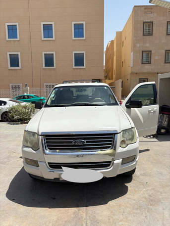 Riyadh, Vehicles, Cars & Trucks , SAR 18000,  Ford Explorer,  2010,  Automatic,  281000 KM,