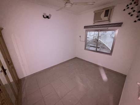 Adliya, Apartments, Flats, Houses & Villas, BHD 220/year,  2 BR,  Amazing 2bhk Semifinished Apartment Available