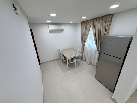Adliya, Apartments, Flats, Houses & Villas, BHD 300/year,  2 BR,  Amazing Semi Furnished 2 Bedroom Apartment Available