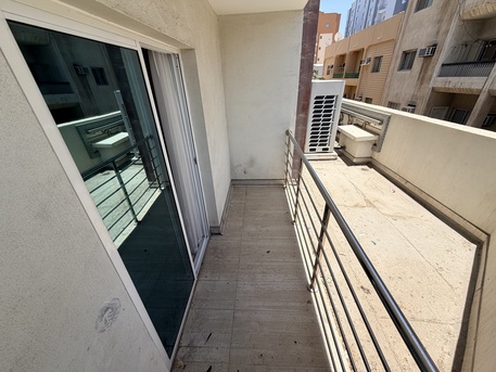 Adliya, Apartments, Flats, Houses & Villas, BHD 300/year,  2 BR,  Amazing Semi Furnished 2 Bedroom Apartment Available