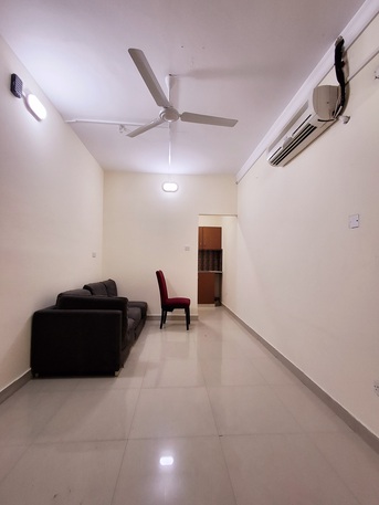 Hoora, Apartments, Flats, Houses & Villas, BHD 200/month,  Furnished,  1 BR,  Parking & WiFi -Fully Furnished 1 BHK Flat With Unlimited Ewa @200/BD In Hoora