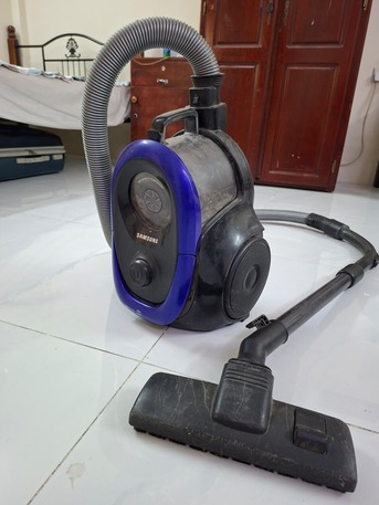 Gudaibiya, Electronics, BHD 16,  Samsung 1800W Bagless Vacuum Cleaner