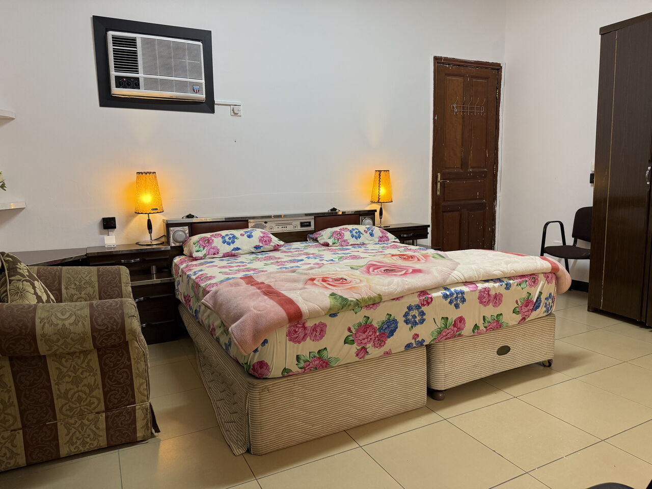 Madinah, Apartments, Flats, Houses & Villas, SAR 1800/month,  Furnished,  Studio,  Monthly Furnished Rooms In Madinah For Students And Bachelors -/ 1800